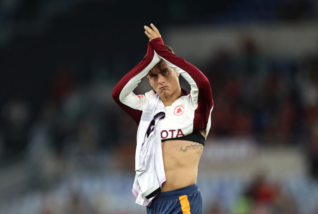Roma, infortunio Dybala: ecco quando può tornare