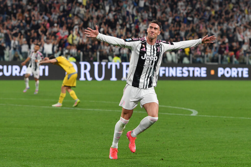 Juve, rebus Vlahovic: se rimane, come potrebbe schierarsi in attacco?