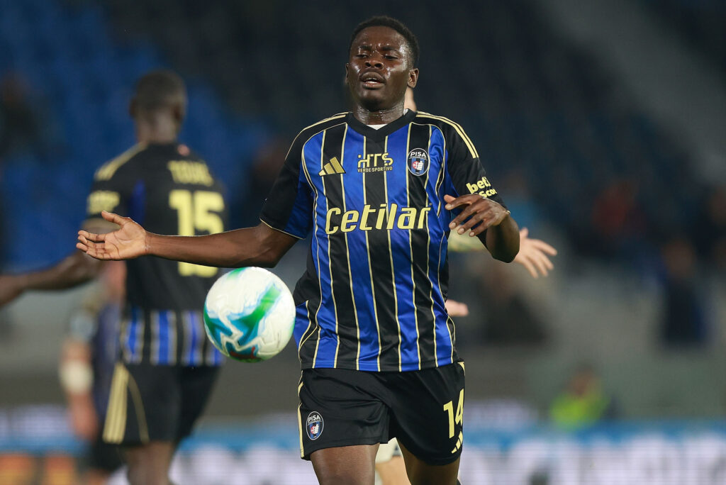 PISA, ITALY - OCTOBER 30: Ebenezer Akinsanmiro of Pisa Sporting Club reacts during the Serie A match between Pisa SC and SS Lazio at Arena Garibaldi on October 30, 2025 in Pisa, Italy. (Photo by Gabriele Maltinti/Getty Images)
