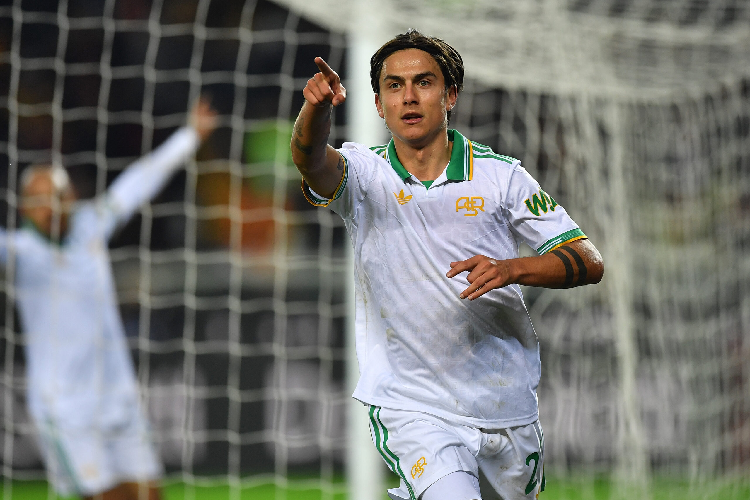 Recuperano Dybala e Barella, McTominay stringe i denti? Le probabili della 25ª di Serie A