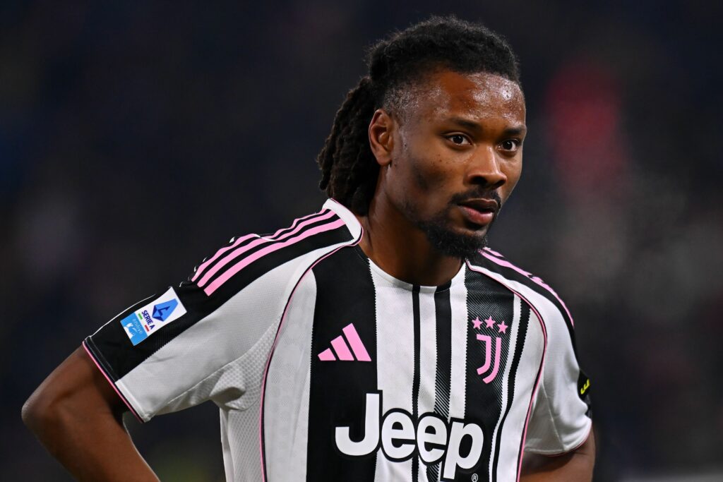 Juventus, Thuram costretto al cambio contro l'Udinese: cosa è successo