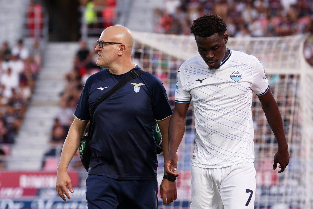 Lazio, ennesimo infortunio per il Biancocelesti: esce anche Dele-Bashiru!