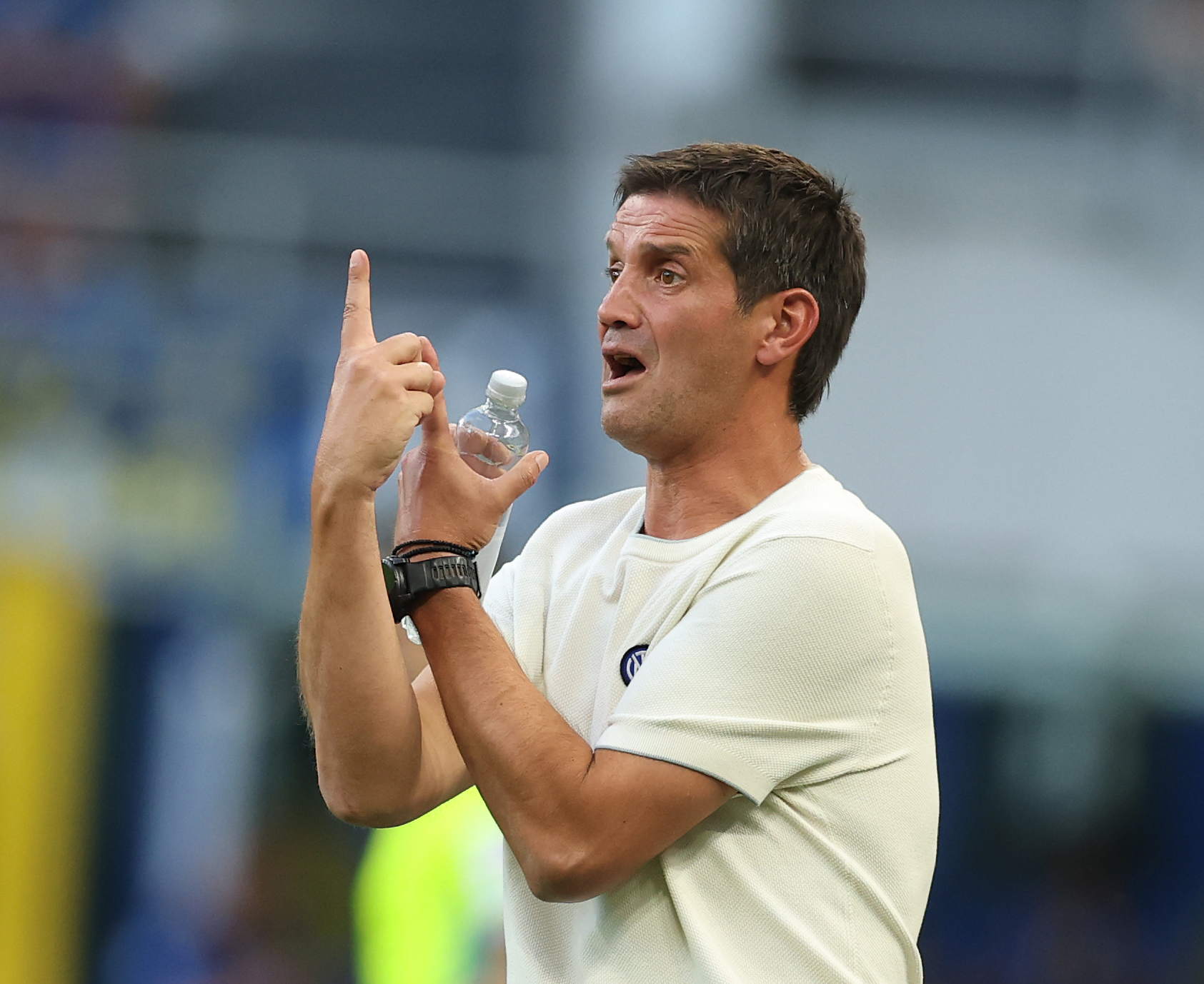MILAN, ITALY - AUGUST 22: Cristian Chivu, Head Coach of Internazionale reacts during the Serie A match between FC Internazionale and AC Monza at Stadio Giuseppe Meazza on August 22, 2026 in Milan, Italy. (Photo by Claudio Villa/Getty Images)