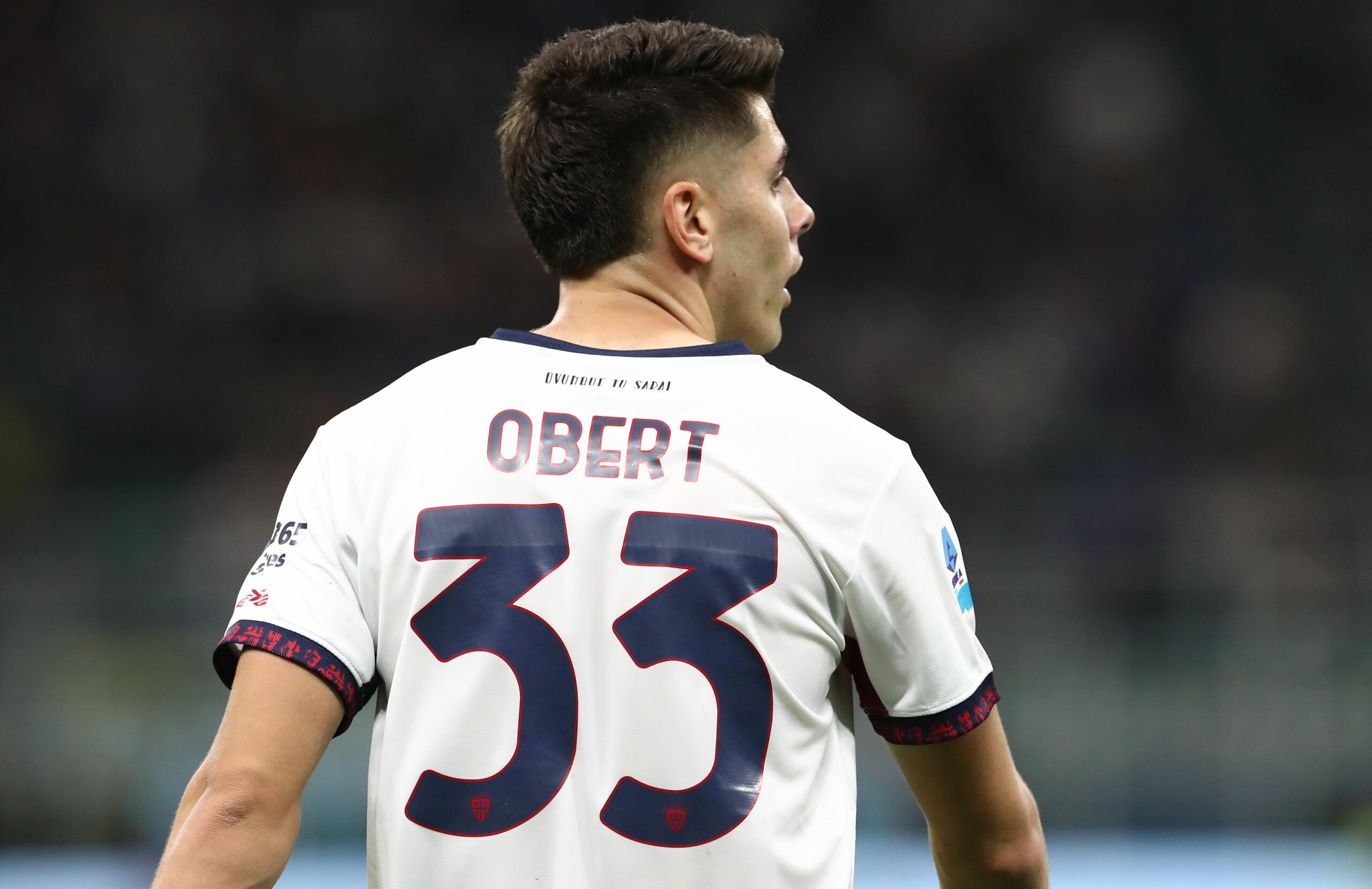 Cagliari, ansia per le condizione di Obert. Non convocato dalla Slovacchia: il motivo