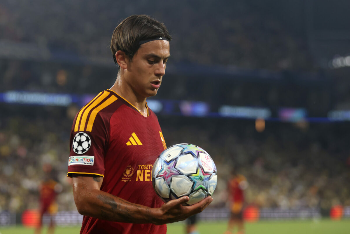 La Roma dovrà fare a meno di Paulo Dybala per le prossime 2 settimane per una lesione minima al polpaccio rilevata solo successivamente